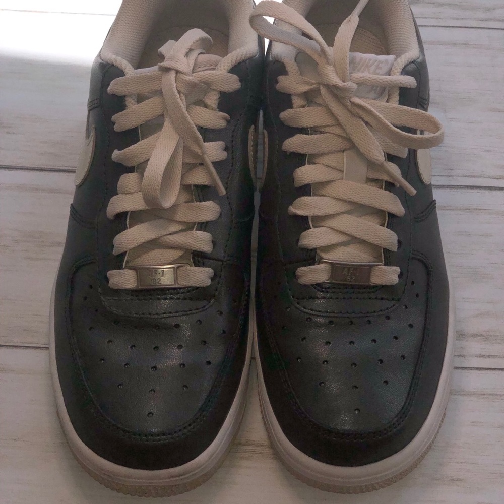 Nike Air Force 1 - 6.5 Youth